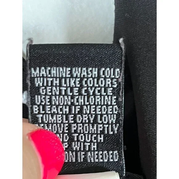 Torrid Top Women 12 Black Pullover Floral Boho Western Mature Whimsical Preppy - Picture 8 of 12